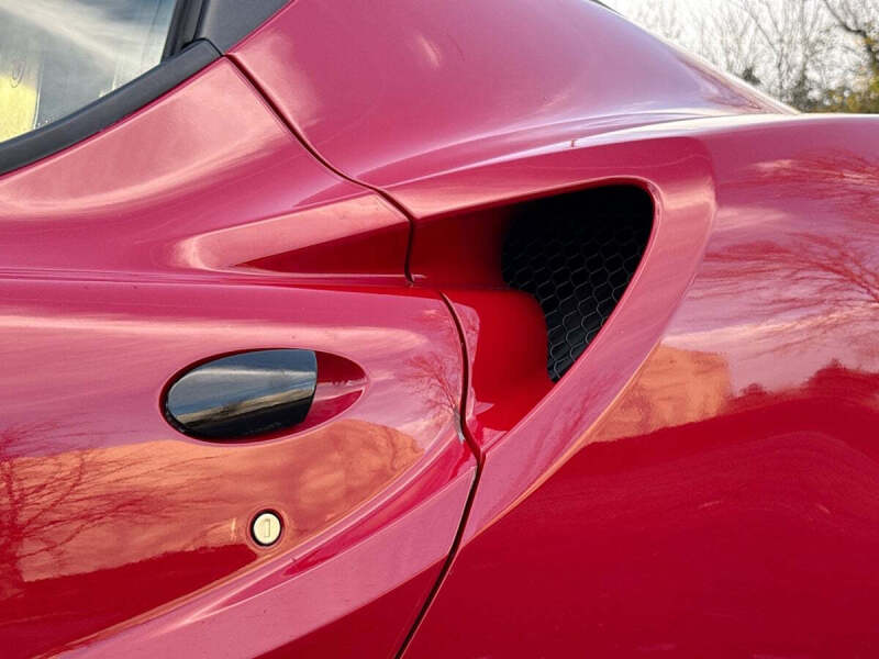 2015 Alfa Romeo 4C Launch Edition