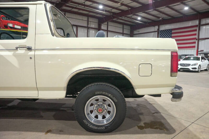 1990 Ford Bronco Custom