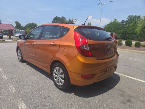 2016 Hyundai Accent SE