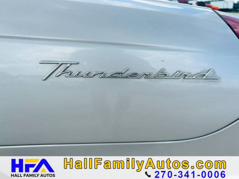 2005 Ford Thunderbird Deluxe