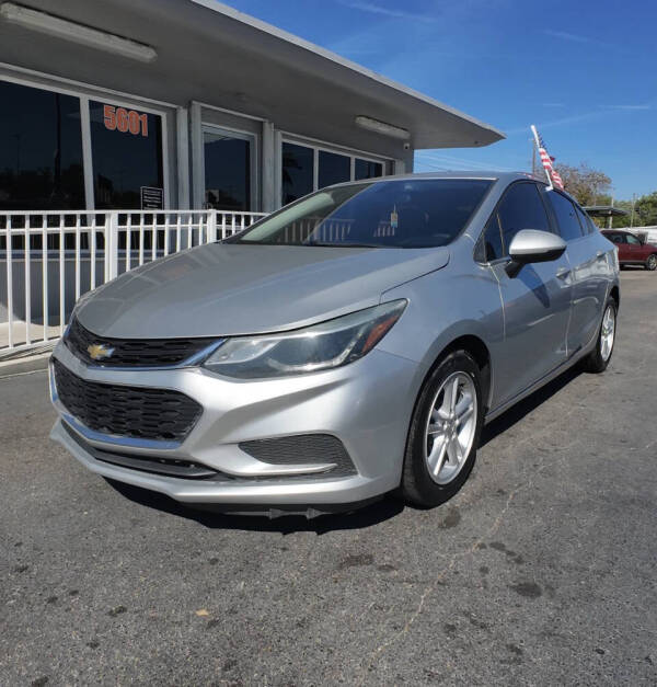 2018 Chevrolet Cruze LT Auto