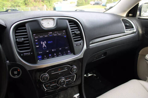 2018 Chrysler 300 Limited