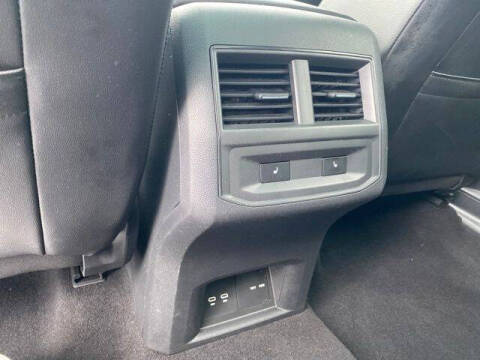 2023 Volkswagen Atlas Cross Sport V6 SEL Premium R-Line 4Motion