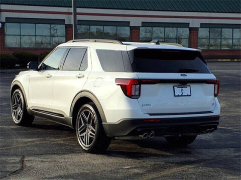 2025 Ford Explorer ST