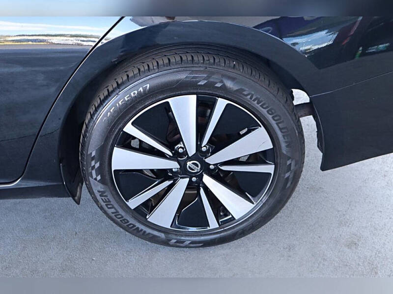 2021 Nissan Altima 2.5 SV