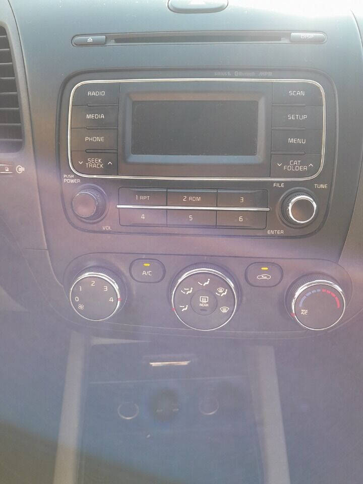 2014 Kia Forte Sedan - $5,450