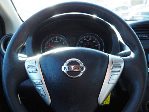 2017 Nissan Versa 1.6 S