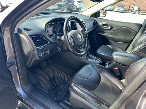 2020 Jeep Cherokee Trailhawk