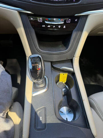 2017 Cadillac XT5 Luxury