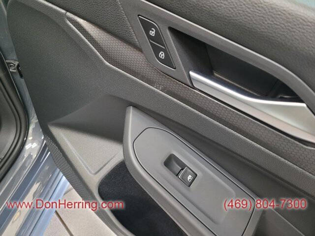 2024 Volkswagen Golf GTI 380 SE