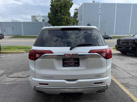 2017 GMC Acadia Denali