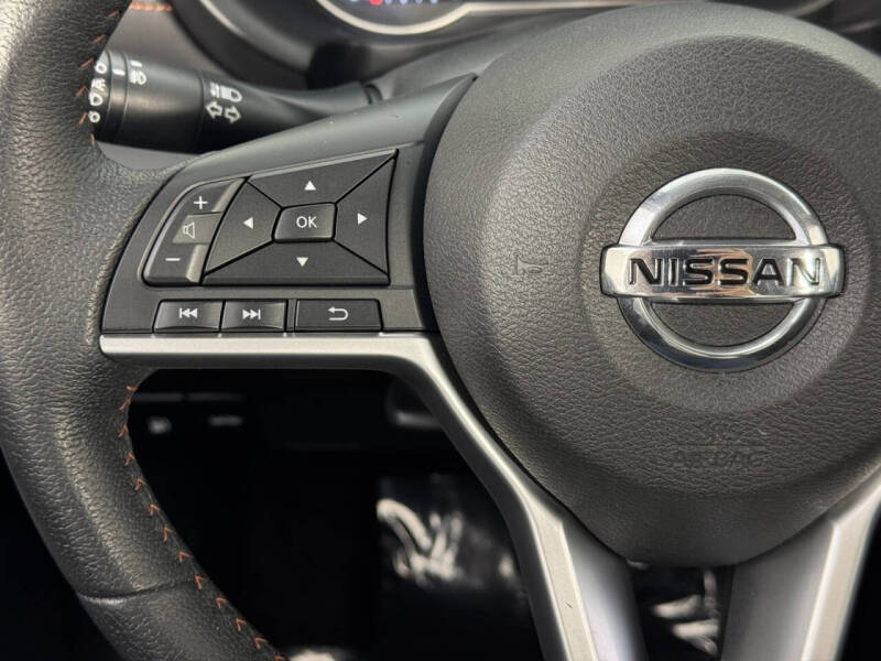 2018 Nissan Kicks SR