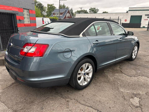 2010 Ford Taurus SEL