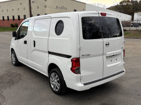 2017 Nissan NV200 SV