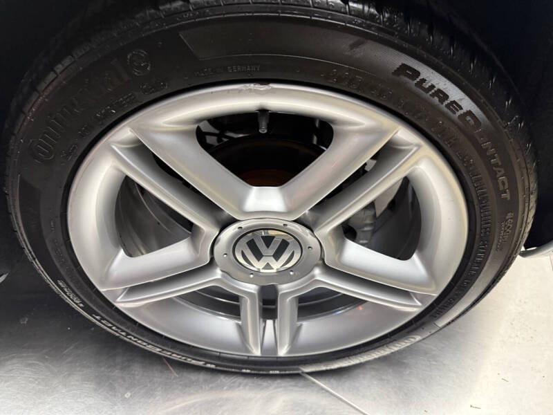 2005 Volkswagen New Beetle Convertible GLS 1.8T