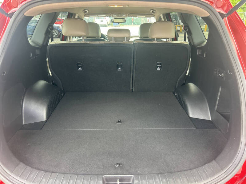 2019 Hyundai Santa Fe SEL 2.4L