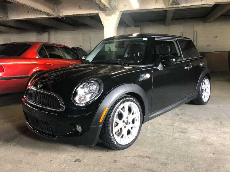 2010 MINI Cooper for sale at Concept Auto Group in Yonkers NY