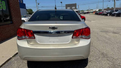 2013 Chevrolet Cruze LS Manual