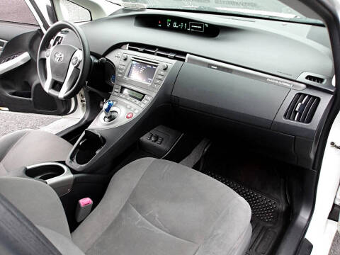 2013 Toyota Prius Plug-in Hybrid Advanced