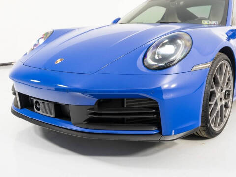 2025 Porsche 911 Carrera