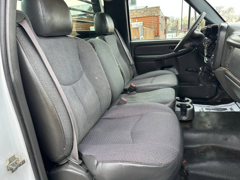2007 Chevrolet Silverado 3500 CC Classic