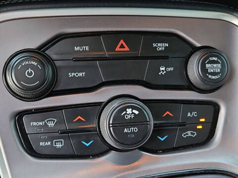 2021 Dodge Challenger SXT