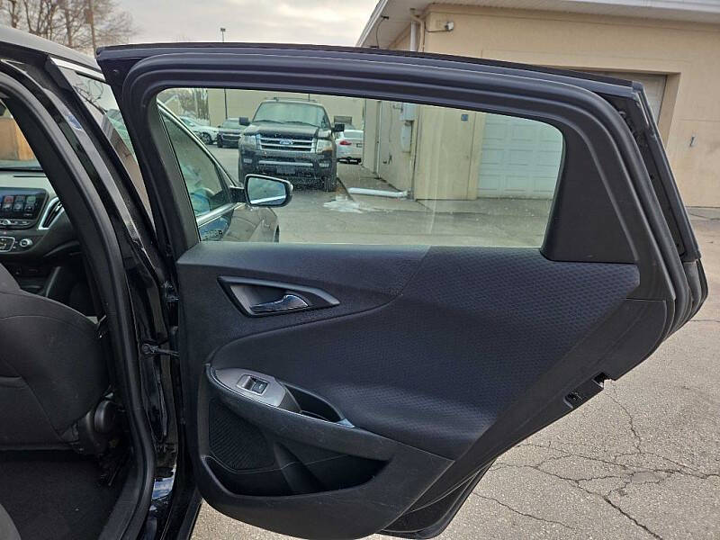 2017 Chevrolet Malibu LT