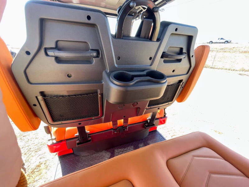 2024 EV Titan FFX6 Rover