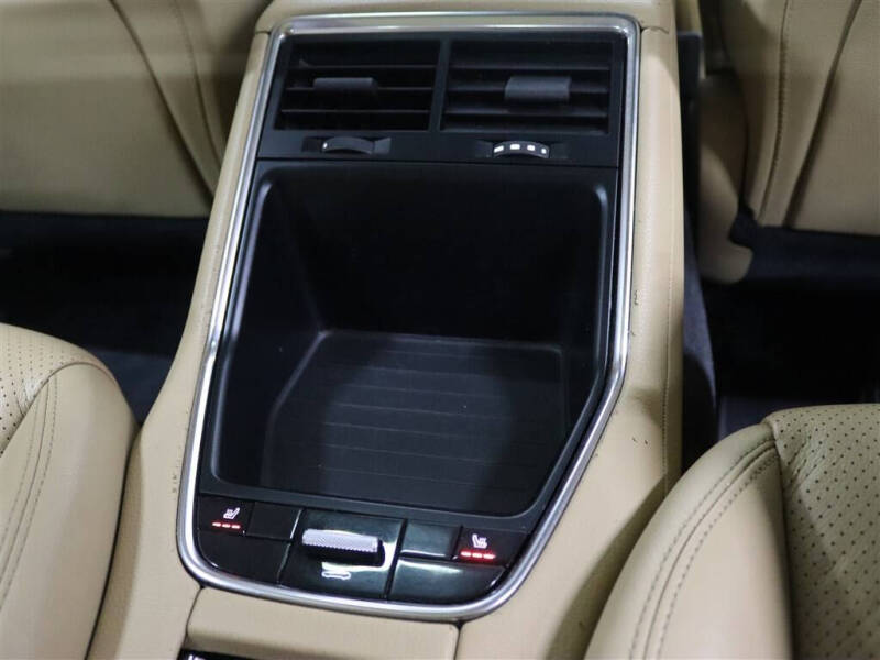 2020 Porsche Panamera