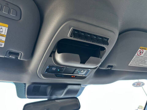 2025 Ford F-350 Super Duty Lariat