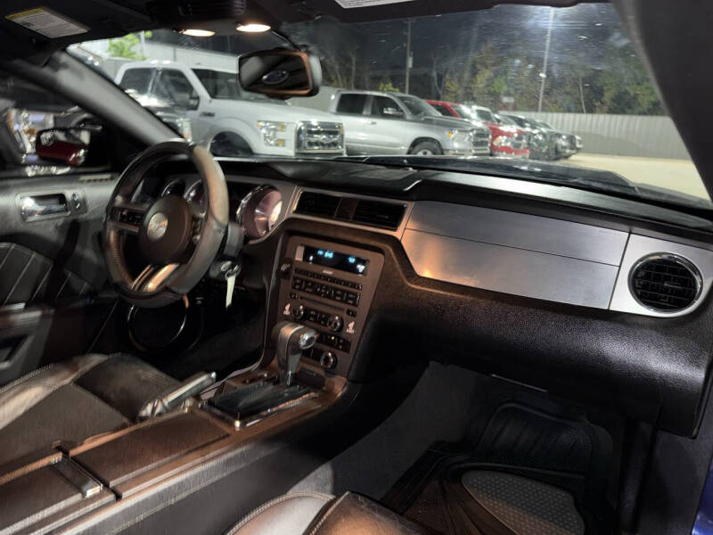 2011 Ford Mustang V6 Premium