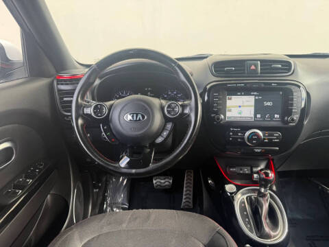2018 Kia Soul +