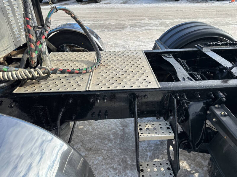 2016 Freightliner Cascadia