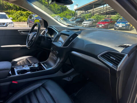 2020 Ford Edge SEL