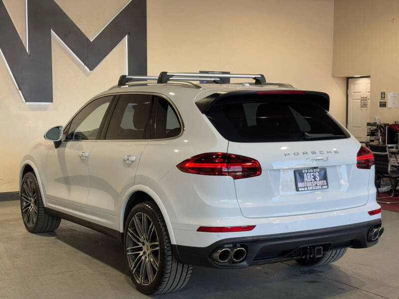 2017 Porsche Cayenne S