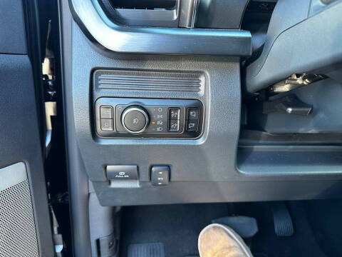 2025 Ford F-350 Super Duty Lariat