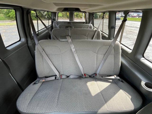 2025 GMC Savana LT 3500