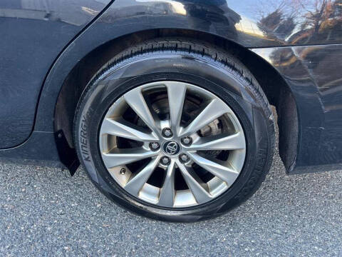 2015 Toyota Camry Hybrid