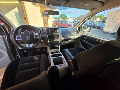 2016 Dodge Grand Caravan SXT Plus