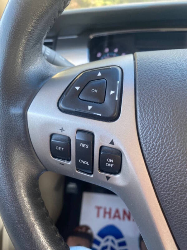 2014 Ford Taurus SEL