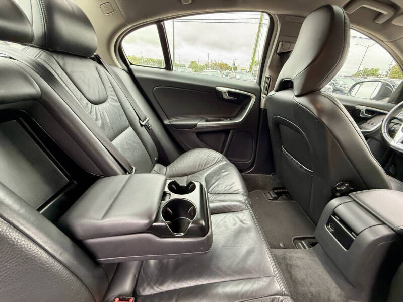 2013 Volvo S60 T5 Premier