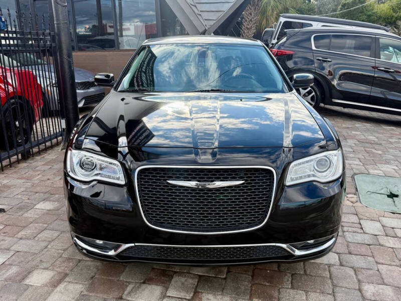2015 Chrysler 300 Limited