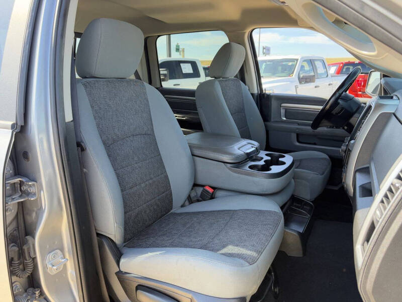 2020 RAM 1500 Classic SLT