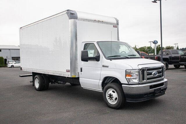 2022 Ford E-Series Chassis E-450 SD