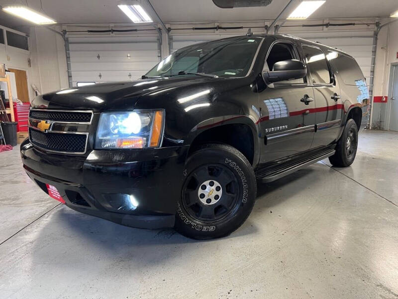 2014 Chevrolet Suburban for sale at Mission Auto SALES LLC in Canton OH