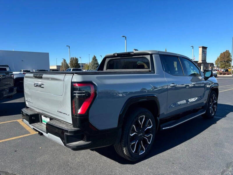 2024 GMC Sierra EV Denali Edition 1