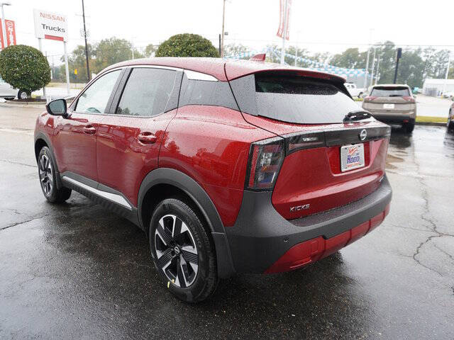 2025 Nissan Kicks SV