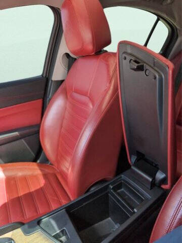 2017 Alfa Romeo Giulia Ti