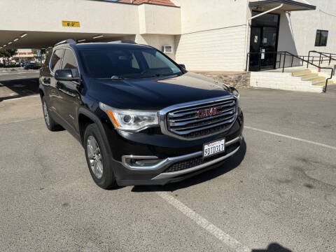 2017 GMC Acadia SLE-2