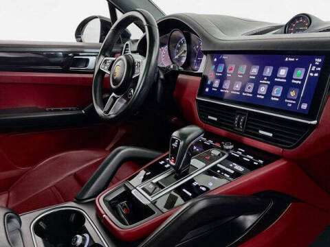 2022 Porsche Cayenne
